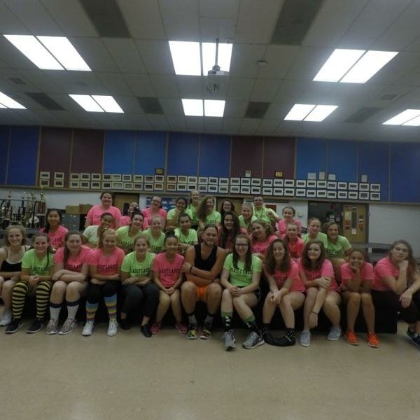 ClassyLadiesLHS's tweet photo. #NewProfilePic https://t.co/dY9T2VpuDS