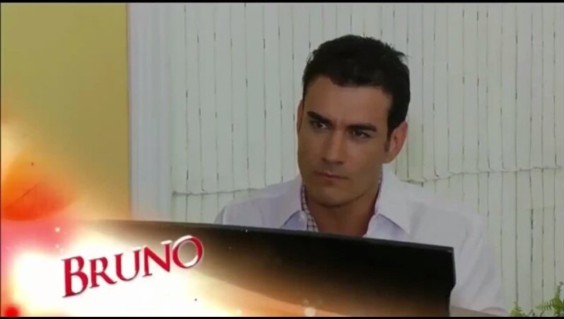 SBT_Life's tweet photo. Chamada de estréia da reprise de #Sortilégio destacando Alessandro e Bruno
https://t.co/oCbs3u8fuq https://t.co/eNC5GzcQTi