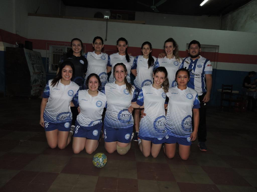 El equipo ganador de la noche !! Felicidades chicas
VAMOS POR MAS 💪
VAMOS CDS 💙