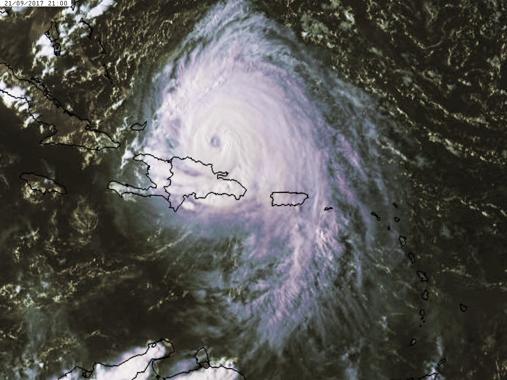 meteophile's tweet photo. #cyone #Maria  à 22HUTC à 100km au nord de la Rep #Dominicaine va incurver sa trajectoire vers le nord vers le large (GFS) https://t.co/B2vKxQ2sRo