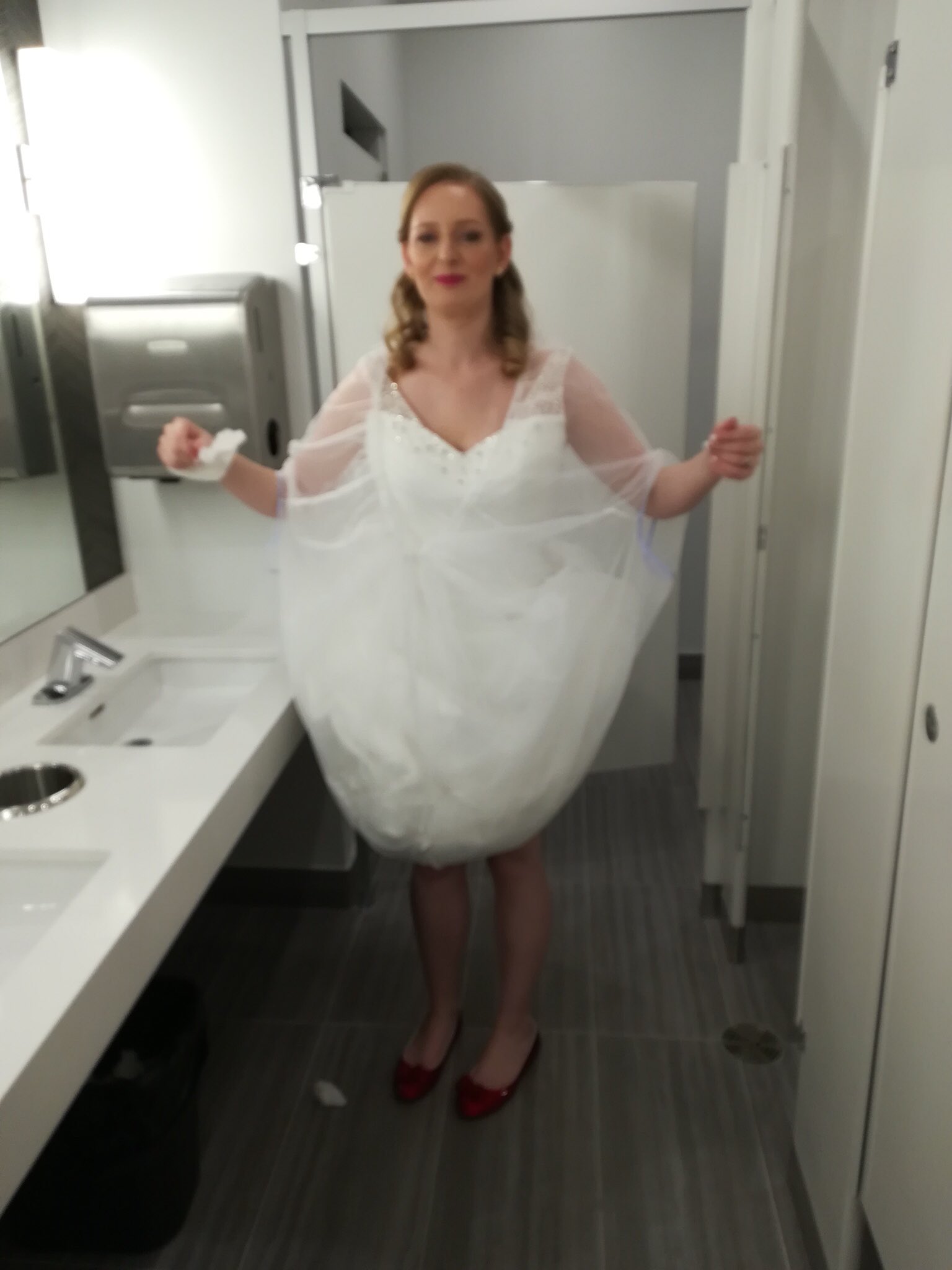 Bridal Buddy on X: #bride Jennifer's mother emailed us I have to tell you  that your product certainly amazed a lot of women in the ladies room! 🚽  👰🏻  / X
