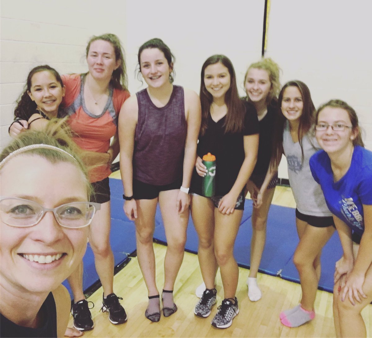 jennifereger's tweet photo. Our 1st #sweatyselfie after baseline fitness testing! Getting ready for the season! #levelingup #level2cheer #girlswhoworkouttogether #yrhs https://t.co/sVqjYpMAje