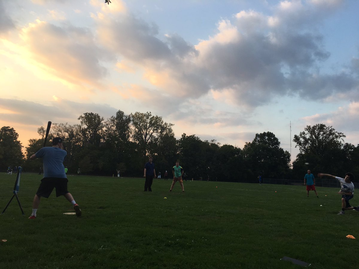 MLWB03's tweet image. Rays break it open and lead 5-0 heading to the 3rd inning. #WorldSeries