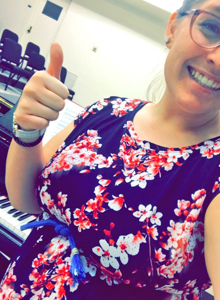 notgoosecarol's tweet photo. You’ve heard of #practicetweets get ready for #practiceselfies

Thanks @BryantSoprano for the rope belt; it’s stylish and functional!! 💁🏼 https://t.co/SpXeOkyL3L