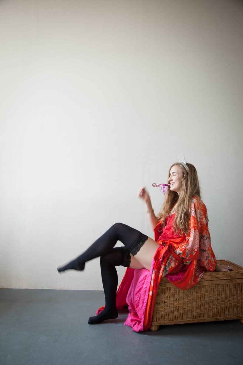 AtomicCanary's tweet photo. Dragging the shutter to imply motion with Lily Roze https://t.co/kp6QhEVnbl #modelphotography #phototips #atomiccanary https://t.co/LMckFZ0uVi