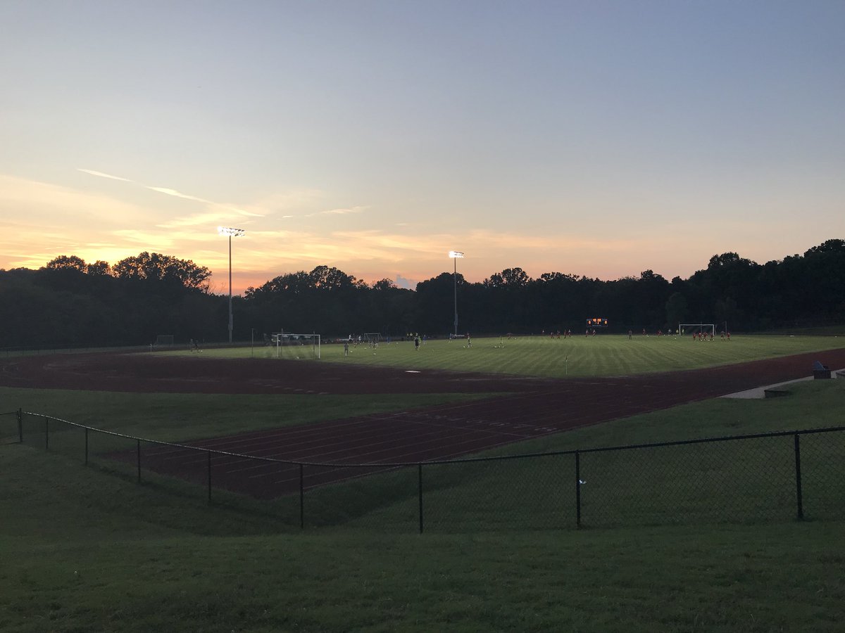 Nice night for a soccer game!! <a href="/JPIIAthletics/">Pope Prep Athletics</a> <a href="/JPIIKNIGHTS/">Pope John Paul II HS</a>