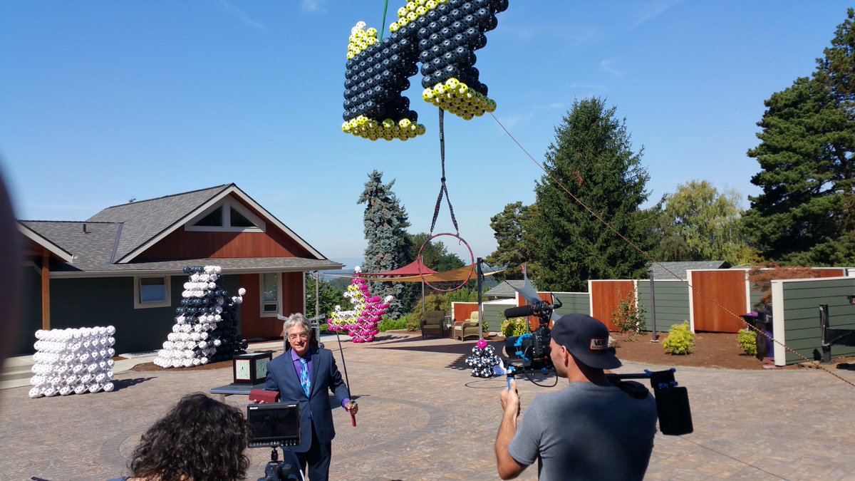 dekebridges's tweet photo. Last week at fun photo shoot for inventor Sam Lanahan's
structure design #c6ty (think #BuckyFuller)
Raising his game included @PolaraStudio https://t.co/cBBAo9hAN5