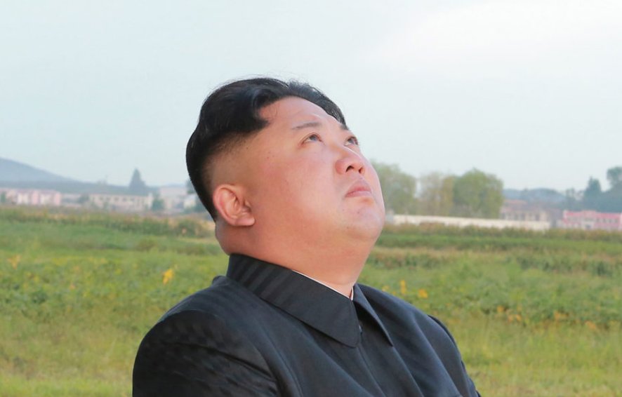 VICENews's tweet photo. Kim Jong Un just called Trump a “mentally deranged U.S. dotard” https://t.co/RU7VEnHGFk https://t.co/sYvKpcKIx6