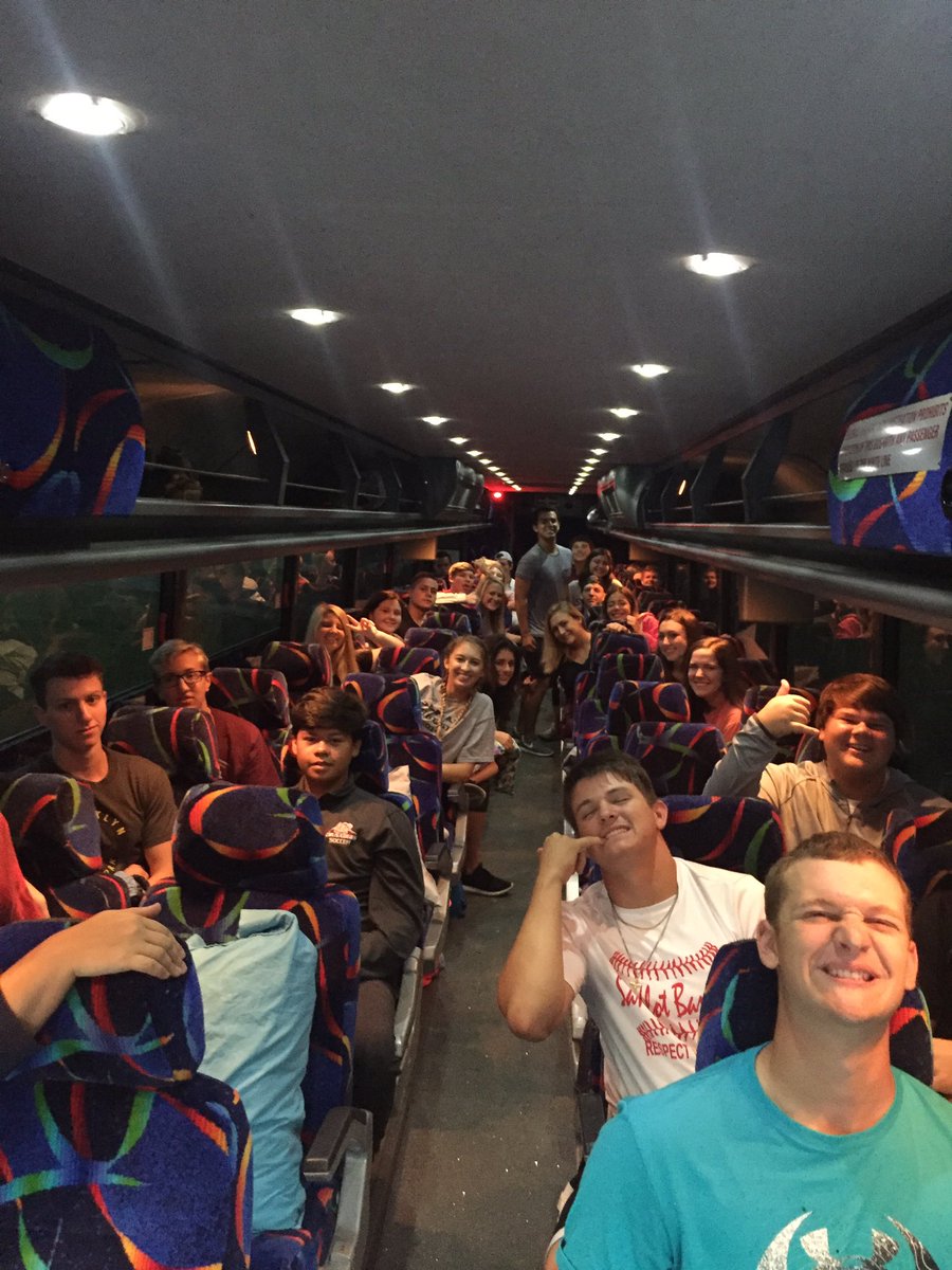 SCAhighschool's tweet photo. Almost there!! #scaclassof2018 #seniorretreat https://t.co/szhOBJatm1