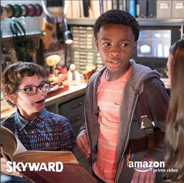 Stagecoach_Ent's tweet photo. Vote @SKYWARDamazon for more awesome Ira faces & alien hunting adventures! 10 days left! #GriffinKunitz #lookSkyward #amazonpilot #uforadio https://t.co/WtkDZIsLXl