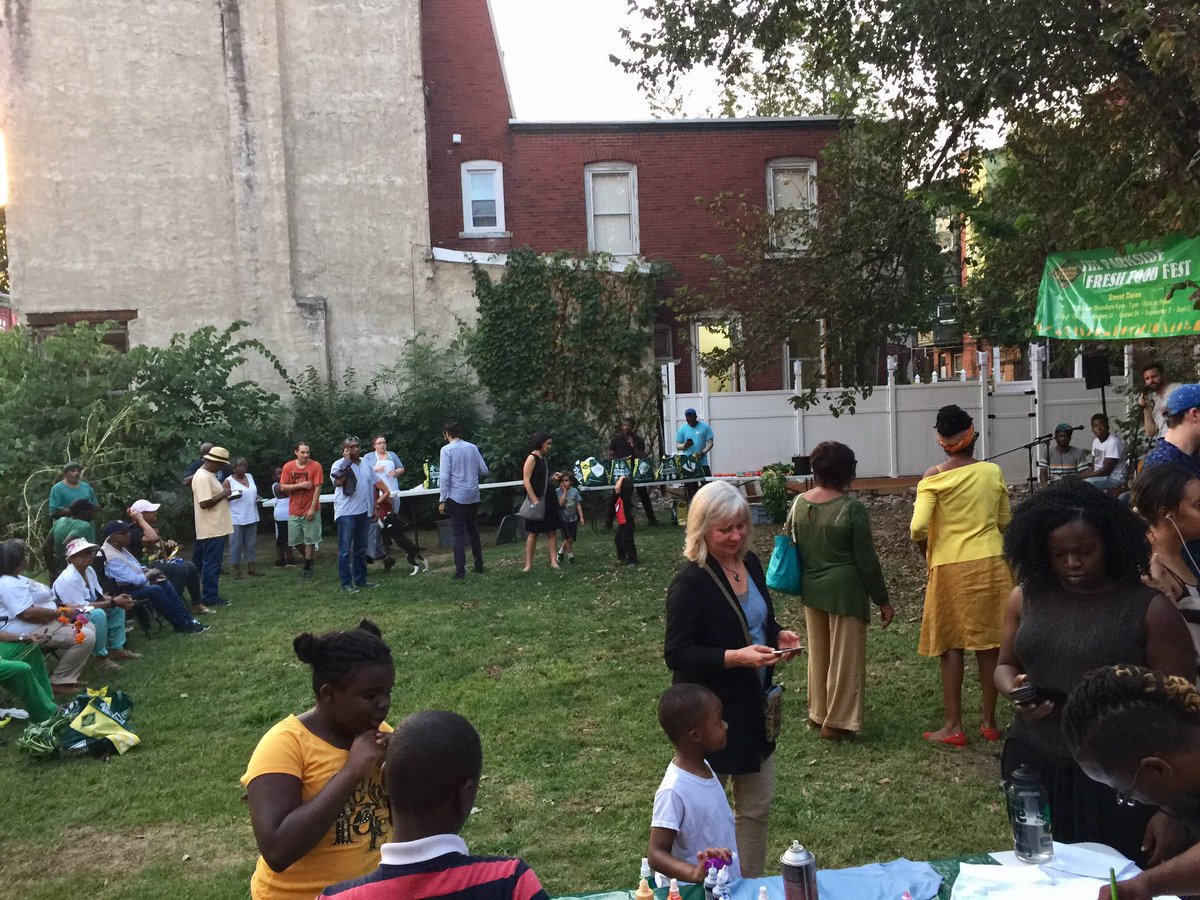 Thanks to everyone who came to the final Parkside Fresh Food Fest. Great food &amp; convos about the next @CivicCommonsPHL pop up.