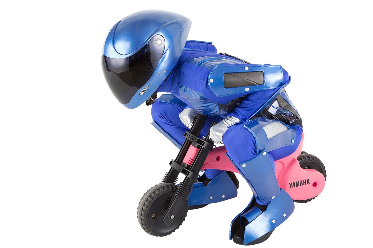 ট ইট র Accela バイク記事紹介 ヤマハから ヒト型自律ライディングロボット Motobot君 のフリー素材 爆誕 ﾟdﾟ T Co Dtk9umglct