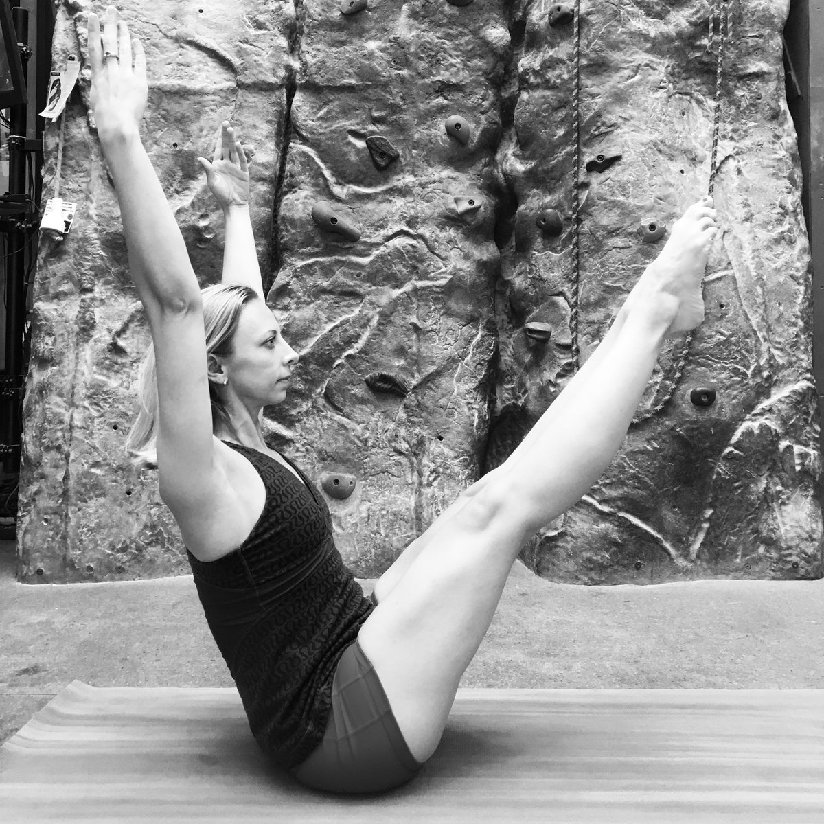 want to get strong? Our #pilates workshop this #monday Sept the 25th  will get your #CORE on #fire