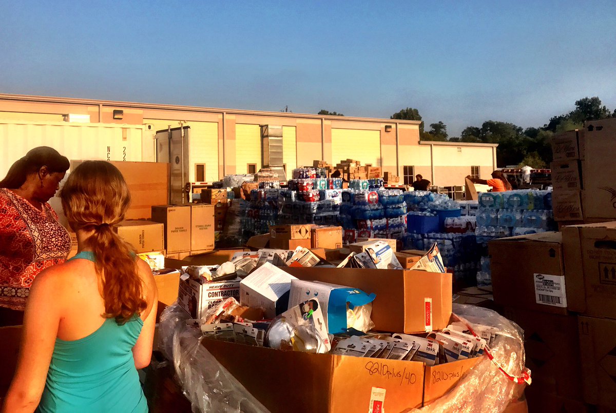 FanFic4Flint's tweet photo. @mishacollins @JensenAckles @jarpad We have operations in TX, and FL for disaster relief. Setting up for PR and Dominica. We need help https://t.co/HVg1sAT01G