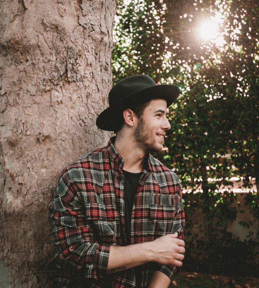 I look for you in the center of the sun #FindYou