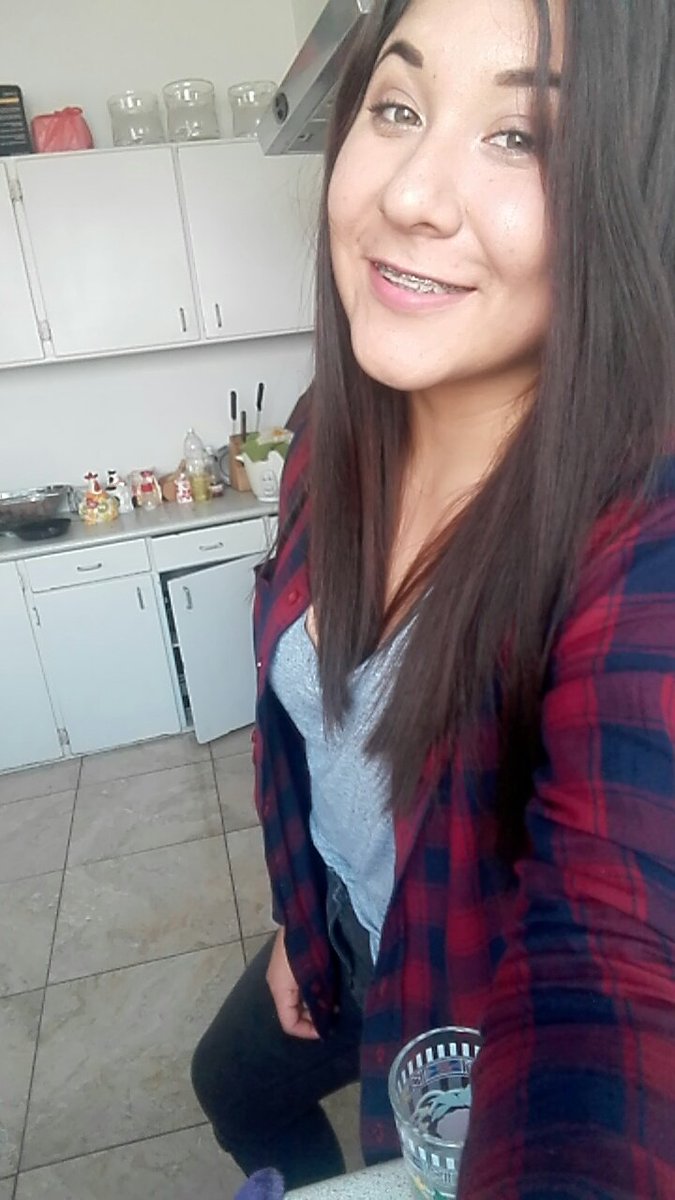 mendozajem_'s tweet photo. Me causo dolor, me hizo llorar, deje de comer, pero ya terminó. Adiós #bracketsmile https://t.co/n53drKQBfv