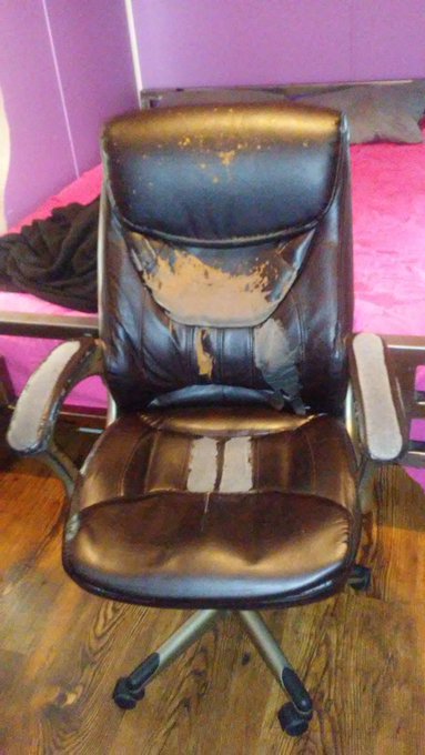 My last cam night in this POS.  Hello new shit!!!! https://t.co/P4ll5ZJMVN<a href="/tag/sexworkerproblems"class="tags"><span>#sexworkerproblems</span></a><a href="/tag/wigs"class="tags"><span>#wigs</span></a><a href="/tag/gurl"class="tags"><span>#gurl</span></a><a href="/tag/iamaliar"class="tags"><span>#iamaliar</span></a>