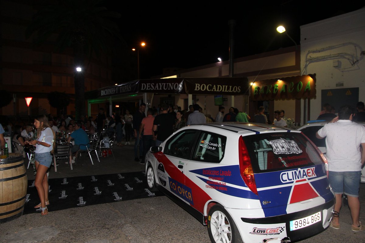 extremphotocoll's tweet photo. Presentación del rally de la vendimia almendralejo 2017 en Bar Café Restaurante El Retorno @kalunga_1984 Gran noche la vivida hoy con amigos https://t.co/WQevi7Ykvy