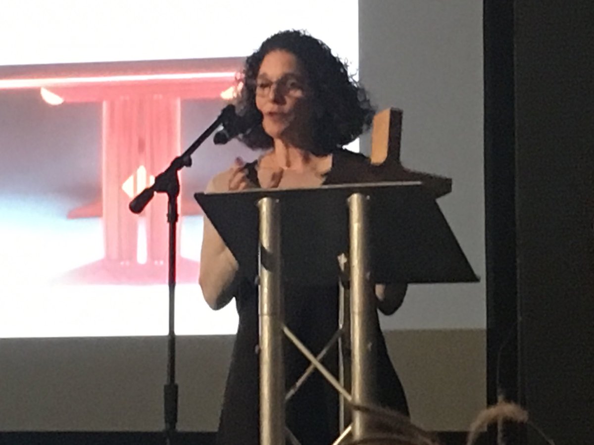 Becoz918's tweet photo. Congratulations @risd President @rsomerson on being inducted into the RI Design Hall of Fame! @DESIGNxRI #designweek17 https://t.co/bjkrFZKXdJ