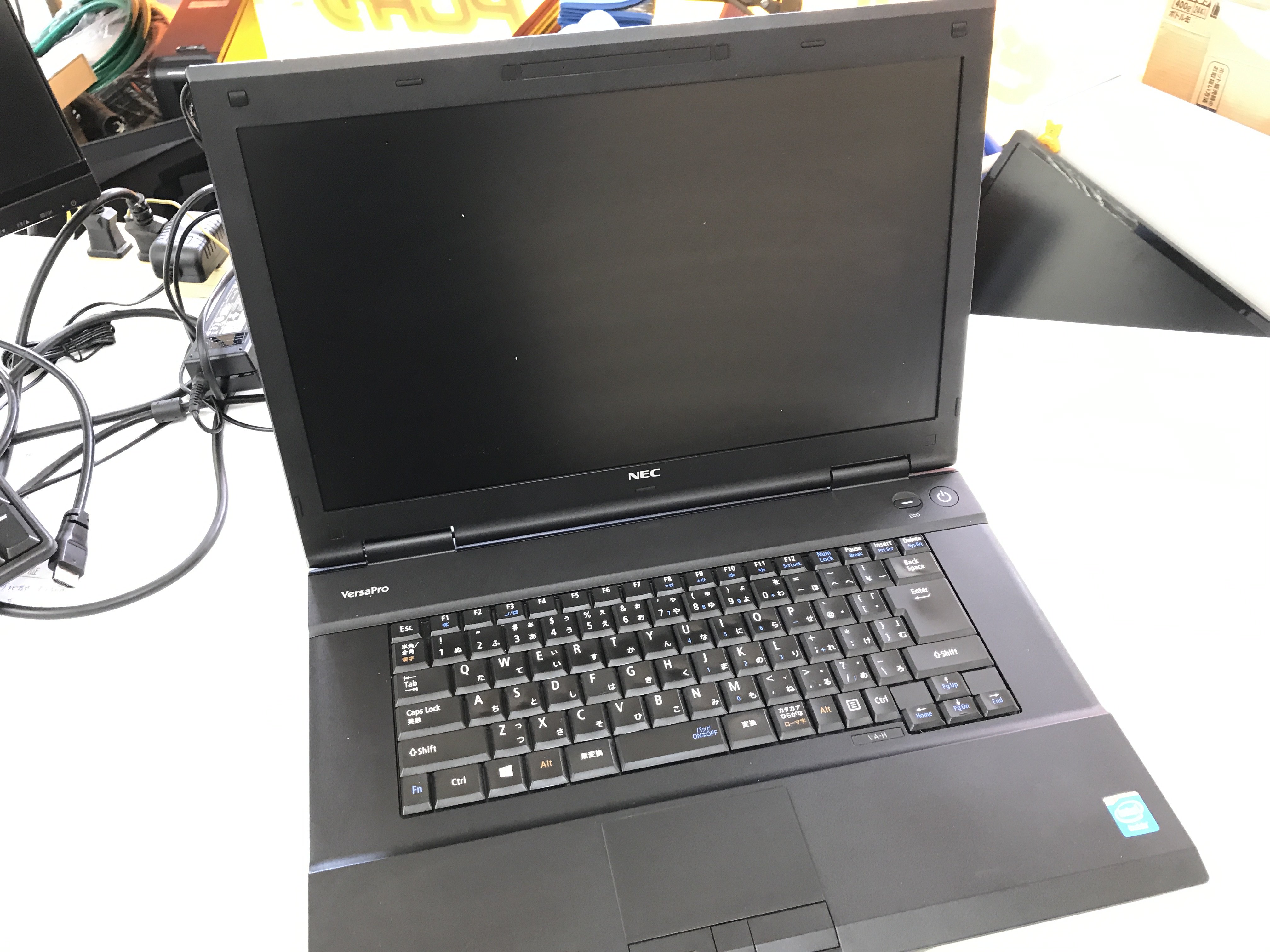 パソコン修理のパソコンドクターpcrサービス Ar Twitter 起動しないnecのversapro お持込頂きました 電源ランプは点灯しますがすぐに消灯してしまい画面は真っ暗でbiosすら起動しません 一旦お預かりして詳細診断行います パソコン起動しない T Co
