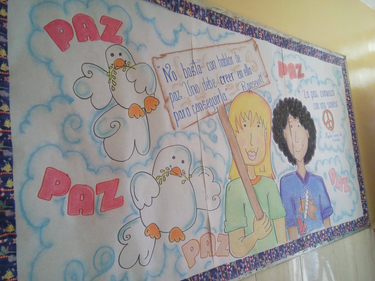 Ejap1973's tweet photo. "VACÚNATE POR LA PAZ" Los estudiantes, personal y representantes se comprometen por la paz al ser vacunados. #RMetropolitana @EducaMiranda https://t.co/H2XGx0cXNa