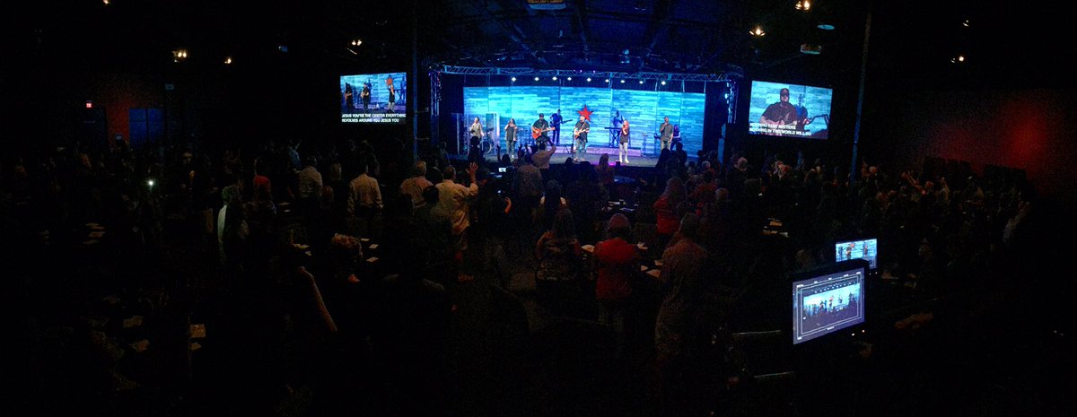 TBoffo's tweet photo. Great Night of Worship to kickoff Our @ImpactChurchAZ Fall Studies #godsizedparty #wedNight @TravisHearn #made #mensStudy https://t.co/8Vgjurse1q