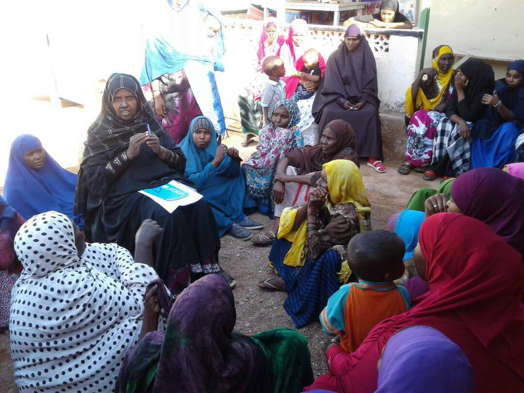 UNFPA_SOMALIA's tweet photo. Supporting reproductive health outreach campaigns 4 marginalized populations in Hingalool #Somaliland with funding from #Japan @MofaJapan_en https://t.co/GzOdqBPKNC