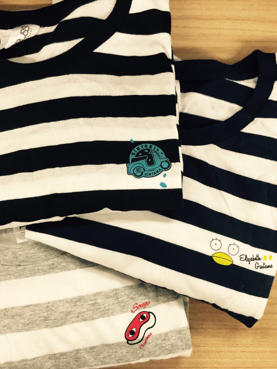 銀魂 スペシャルTシャツ 缶バッジ 坂田銀時　ジャンプショップ　原作　原画 新作 銀魂 スペシャルTシャツ 缶バッジ 坂田銀時 ジャンプ
