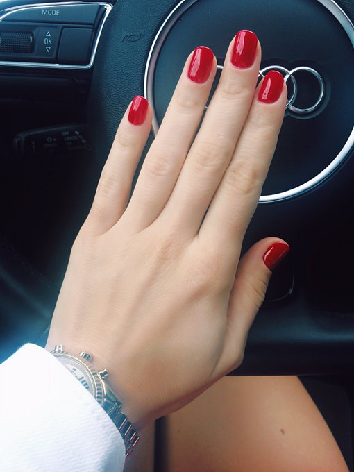 I love the smell of possibility in the morning. #FridayFeeling @rtsubby @RT4FD @slaveCuck_ @King_Maximuss<a href="/tag/fridayfeeling"class="tags"><span>#fridayfeeling</span></a>