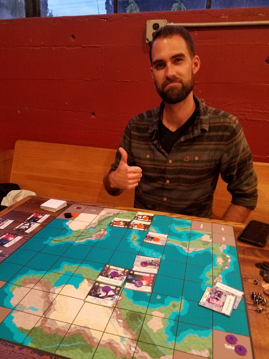 nomadicgnome's tweet photo. Got to playtest @straterragame tonight with @erikmakesstuff ! Having a blast arting for the game! 🤓 https://t.co/aNmFzcUi3G