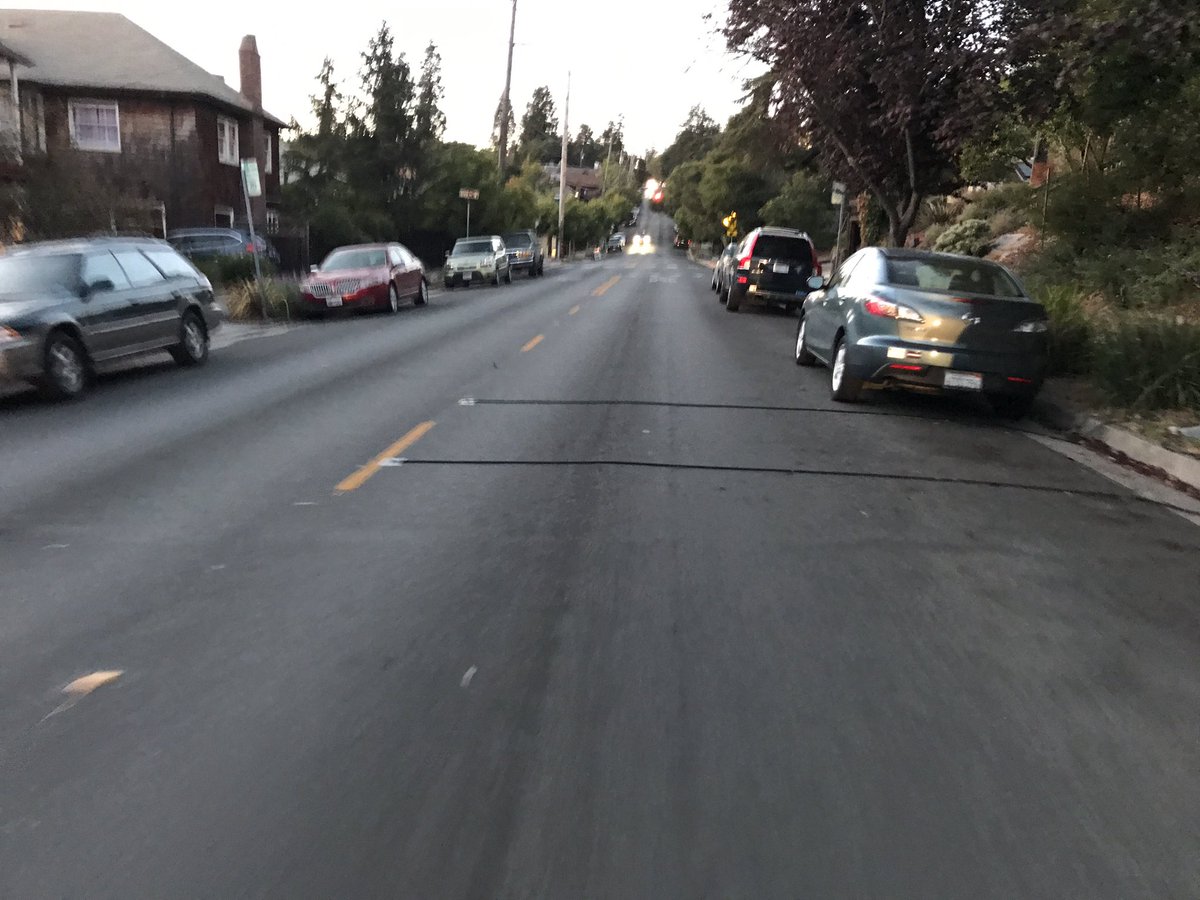 _amandaleahy's tweet photo. I knew there was a reason I took Spruce Street tonight -- pneumatic tubes(!) & a slice of sunset over the bay. #makemecount #bikeberkeley https://t.co/yq7kvETIxm