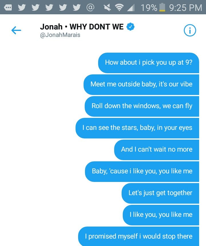 J0yN0rah222's tweet photo. Hey @JonahMarais peep in yo hunny😂
#WhyDontWeInvitationTonight #InvitationWhyDontWe https://t.co/MAjtmaIDmB