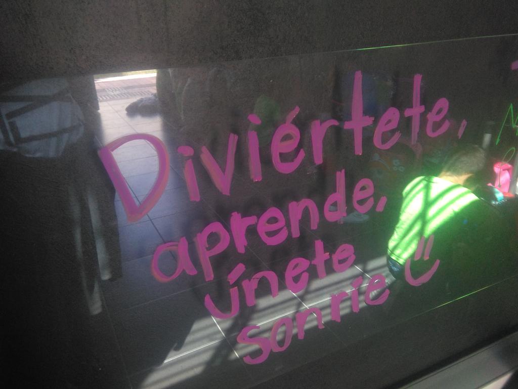 PsicAlecs's tweet photo. Diviértete, aprende, únete, sonríe :)
#pespecialdv17b https://t.co/JQ80iMZ5eF