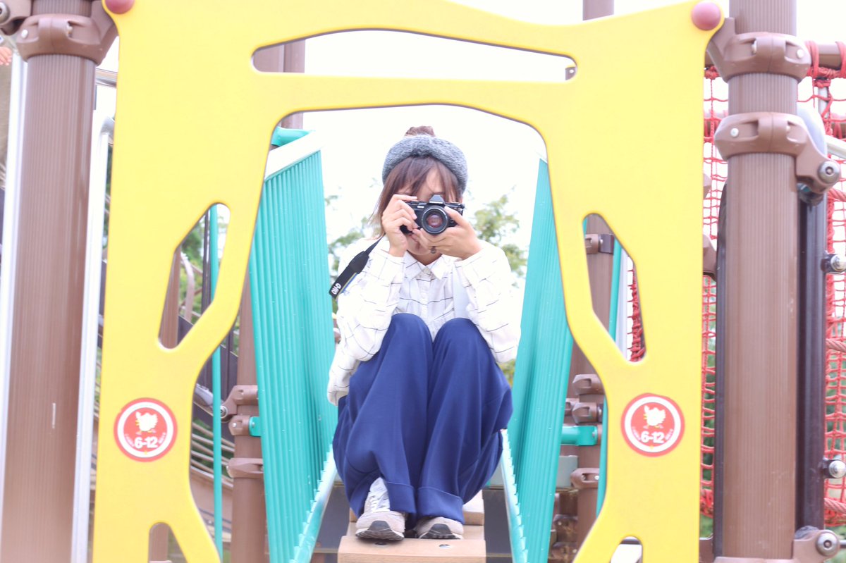 ikupon__321's tweet photo. 素晴らしく、カメラ構えてる写真しかないなあ ◎◎
#カメラ好きな人と繋がりたい 
#ファインダー越しのわたしの世界 https://t.co/xE7kDxUkpD