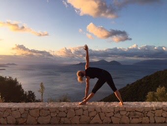 Hathayogaworks's tweet photo. Birthday morning yoga. Very grateful. https://t.co/qU8u3vcX1i