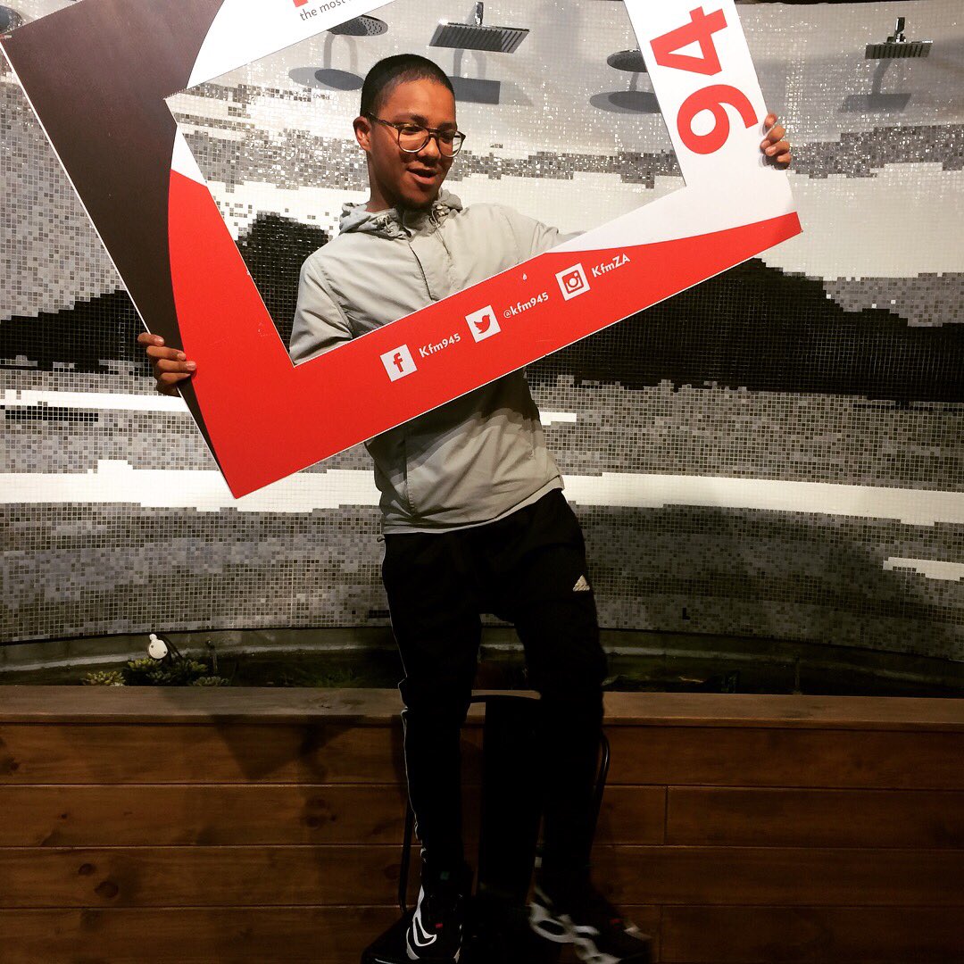 TashreeqDavids3's tweet photo. I did not wake up to be a loser, so let's not spoil it now 😁😁 make me there "big winner" 🎉@KFMza #KFMTiletoria #kfmza #KfmMornings #kfmlive https://t.co/9QQRr96vI1
