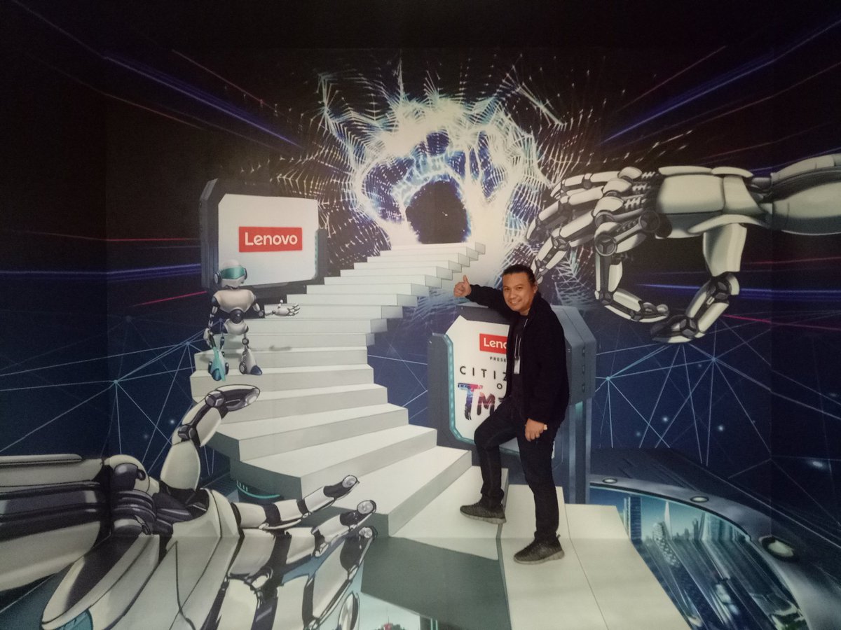 ctrlaltosc's tweet photo. 3D trick eye booth at the pop-up Lenovo Store at SM Megamall. Joins us from Sept 22-24, 2017 #CitizensofTMRW
#LenovoPhilippines #tech https://t.co/jIXC9XfxWY