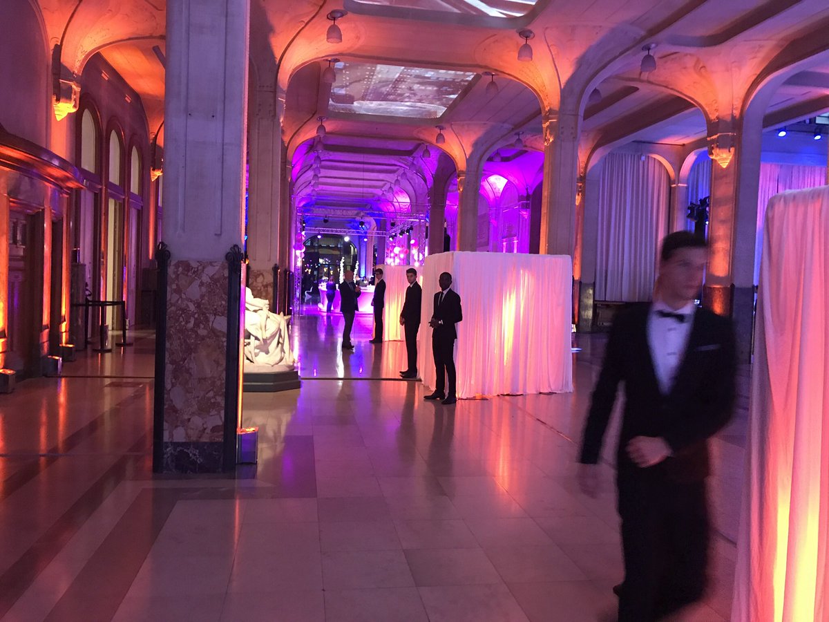 Soirée de gala <a href="/Meerttraiteur/">Meert traiteur</a> <a href="/Notaires_CSN/">Notaires de France</a> <a href="/lillefrance/">Ville de Lille</a>