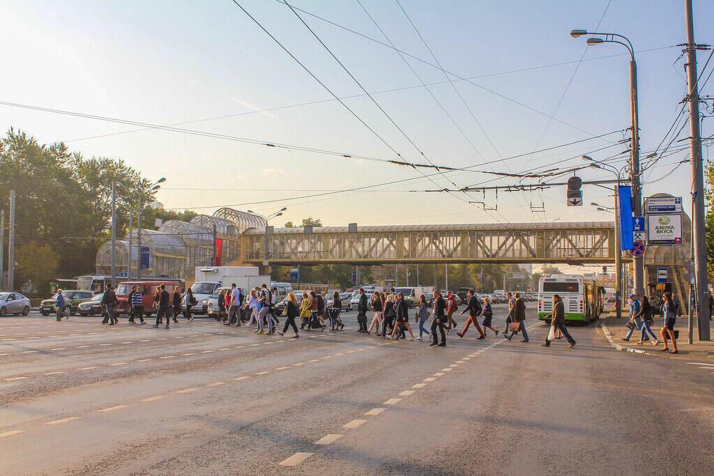 LudoCReid's tweet image. Grade separation never works = costly silo thinking &amp;amp; fails to understand basic human behaviour #citiesforpeople