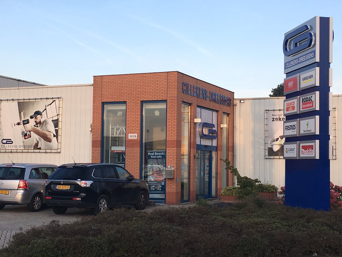 MTransferro's tweet image. Sinds 1870 @cillekensdreessens in #Roermond Toeleverancier voor de Industrie. Ook @TransferroBV