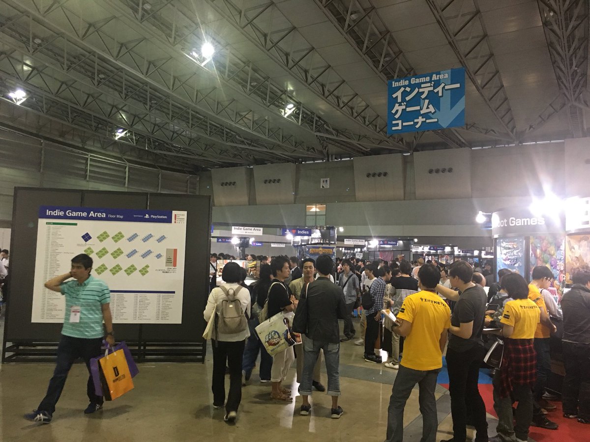 MixedBagIT's tweet photo. Awesome and crazy busy #indie area at #TGS2017 https://t.co/m1UXaFjtfm