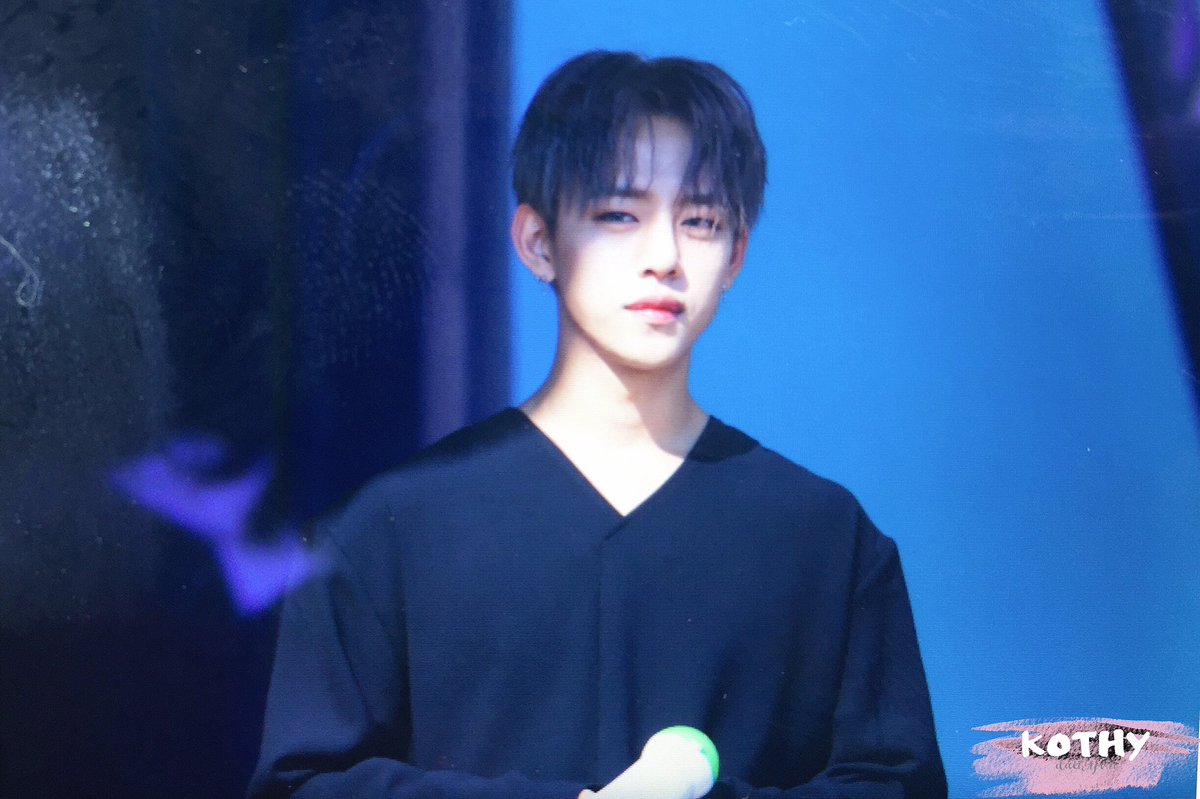 daehyvn's tweet photo. 170922 대현(@BAP_Daehyun) https://t.co/90uty2nyZG