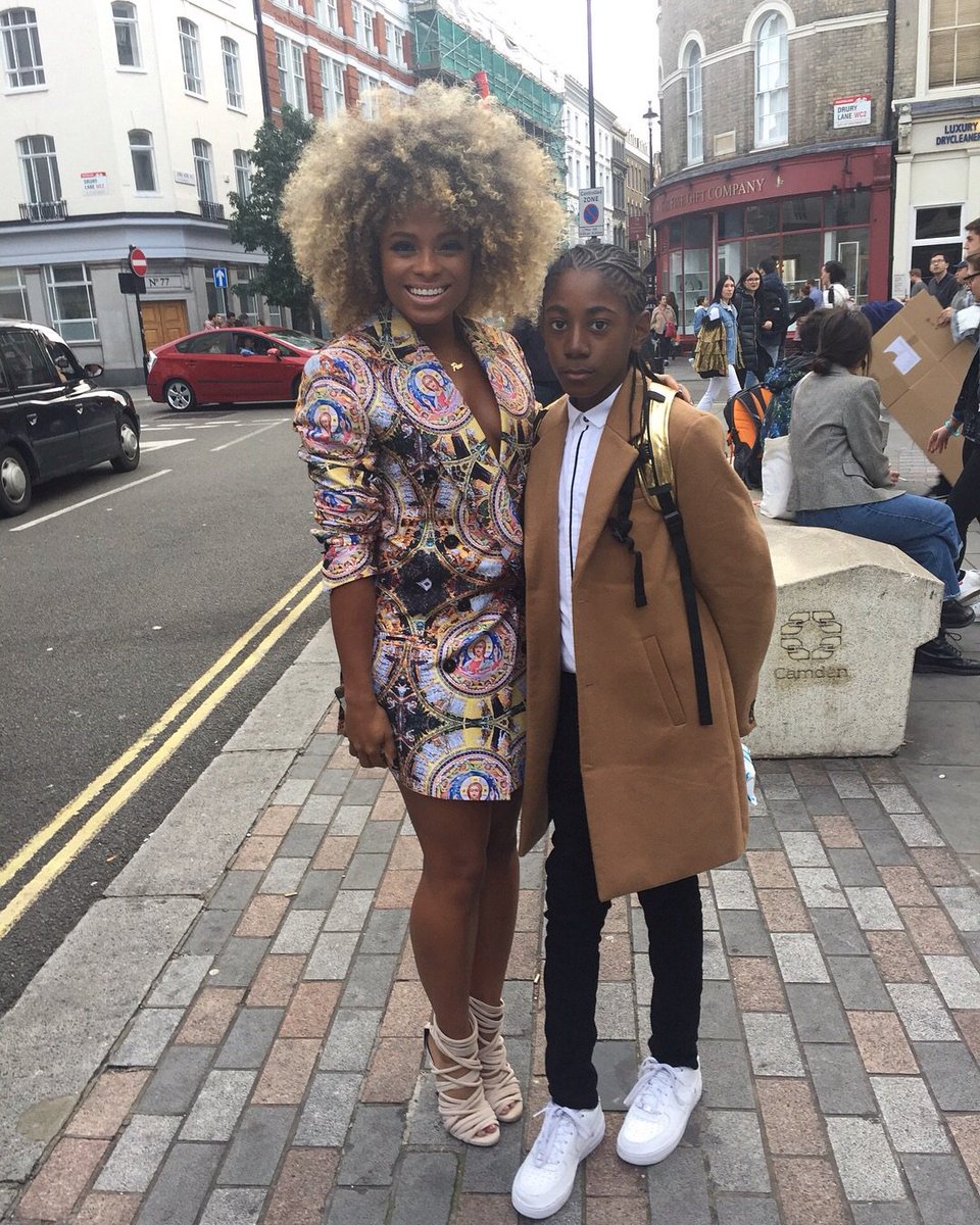 King_Che9's tweet photo. London Fashion Week recap #FleurEast #Ella #Kingche #LFW https://t.co/uCeueUrmzk