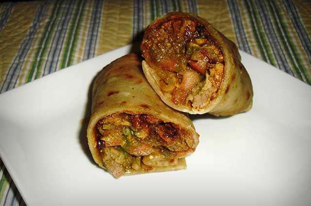 TravelWorld_'s tweet photo. 15 of the Best Street Foods in Mumbai, Maharashtra
#Mumbai #Maharashtra #StreetFood #Food #TourTravelWorld #Yummy  : https://t.co/QL4IGaOUBi https://t.co/jP3LiIXLJj