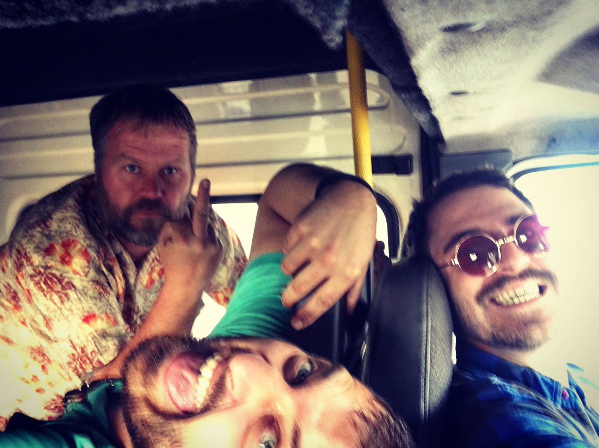 BiteTheBuffalo's tweet photo. Rollin, Rollin, Rollin down the M4 - @Cargo_LDN TONIGHT friends. TIX: https://t.co/3KEAwQMPeF @louderthanwar @bluNationUK @mobkitchenuk https://t.co/dV2p12M7Oa