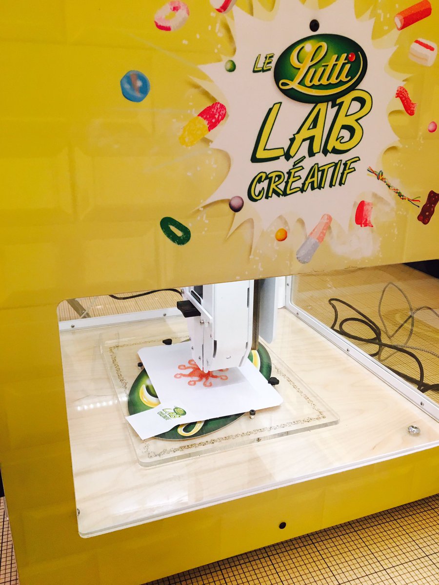 Lutti_Officiel's tweet photo. Retrouvez notre imprimante 3D au Centre Pompidou ce we! #luttilab #FeteGastronomie2017 #centrepompidou https://t.co/l1wdIK7SmO