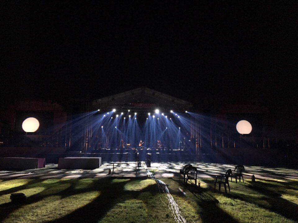 bandsugardonut's tweet photo. 슈가도넛은 지��� 렛츠락 리허설 중입니다!! 일요일 1시15분 렛츠락에서 만나요! 열심히 준비하고 있으니 같이 즐겁게 놀아요~ 🙌 #렛츠락 #렛츠락페스티벌 #페스티벌 #슈가도넛 #가을 #난지 #음악 #힐링 https://t.co/K9rP4nW72q