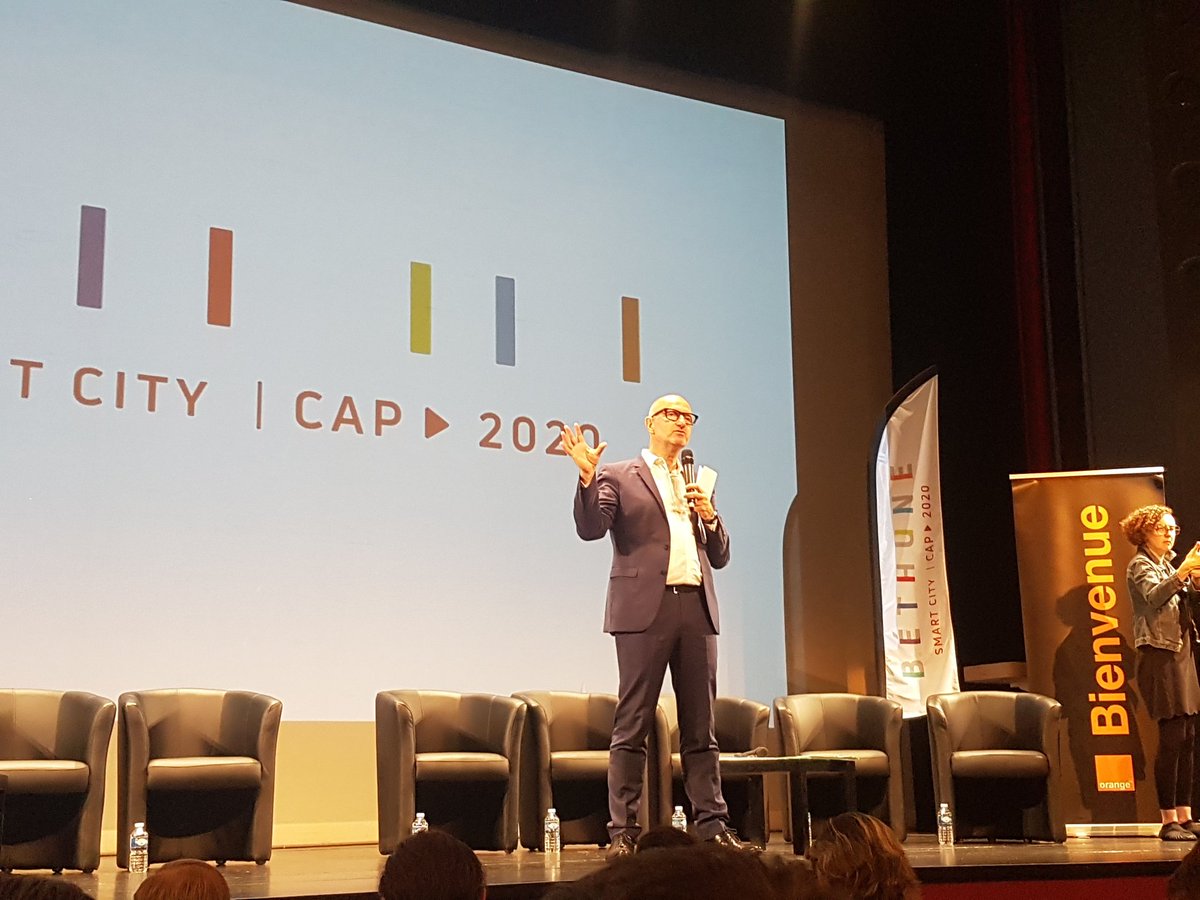 C'est parti pour le forum #numerique #smartcity @BethuneOfficiel  
#BethuneSmartcity #cap2020 
Bravo <a href="/OGacquerre/">Olivier Gacquerre ⭐⭐</a> #leadership