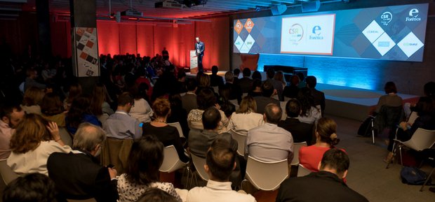 foretica's tweet photo. Ya puedes conocer todo lo que pasó en #CSRSpain2017 con la grabación íntegra del evento ¡No te lo pierdas! https://t.co/Pq2wVcPH6p https://t.co/Dzh7nA0QCs