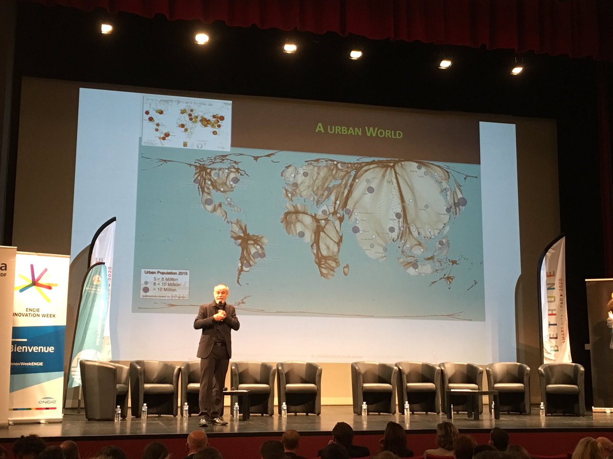 Smart City, Smart Village, qu'est-ce que c'est ? Réponses avec <a href="/CarlosMorenoFr/">Pr Carlos Moreno | IAE-Paris Sorbonne</a> au forum "Ma vie, ma ville demain" #BéthuneSmartCity